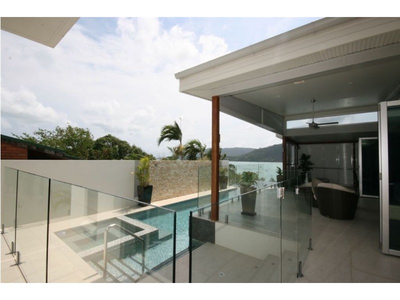 7 Summit Ave, Airlie Beach QLD 4802