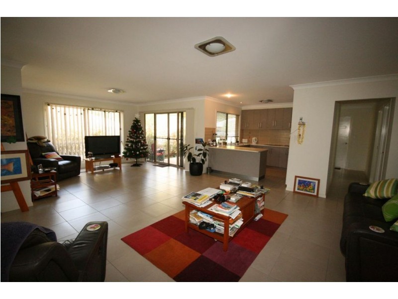 25 Armada Crescent, Jubilee Pocket QLD 4802