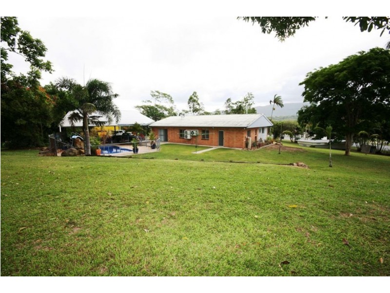58 Shute Harbour Road, Cannonvale QLD 4802