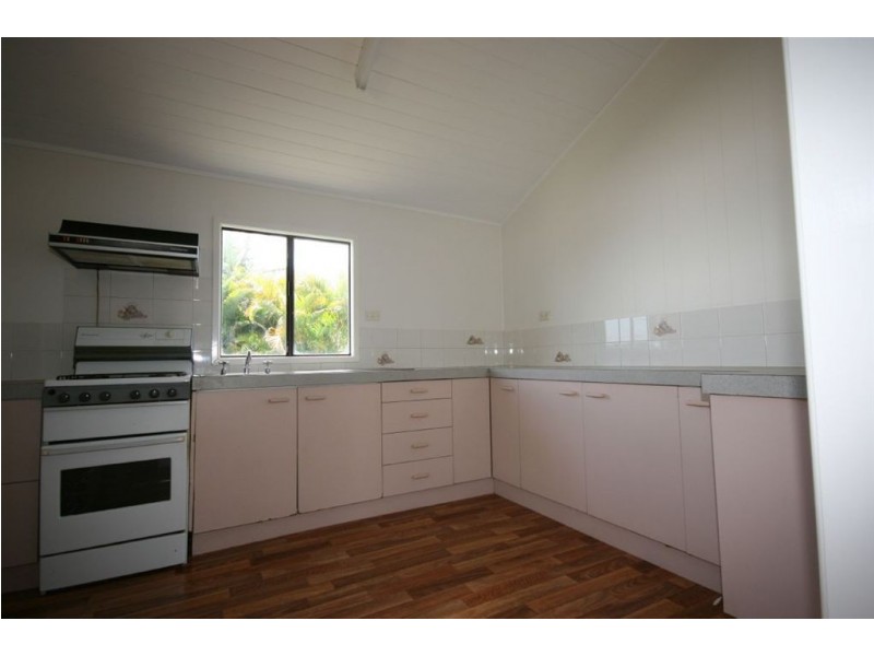 99 Faust Street, Proserpine QLD 4800