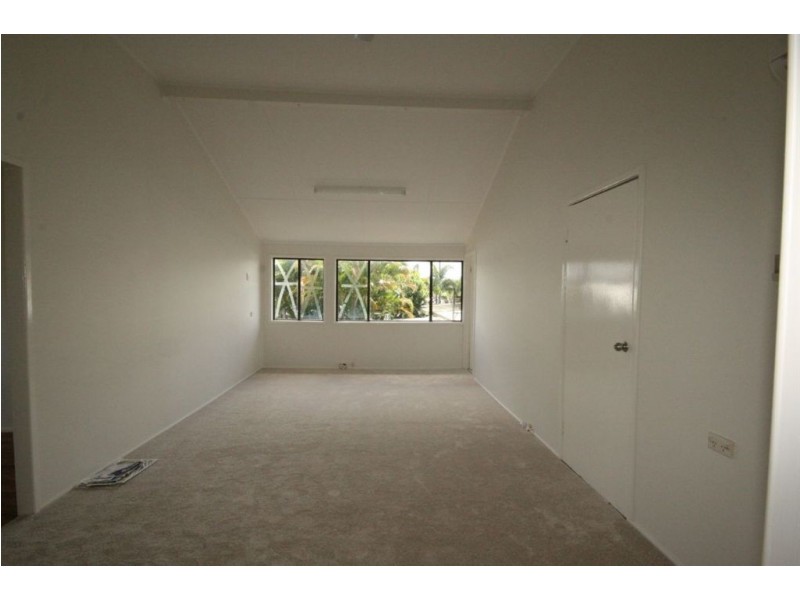 99 Faust Street, Proserpine QLD 4800