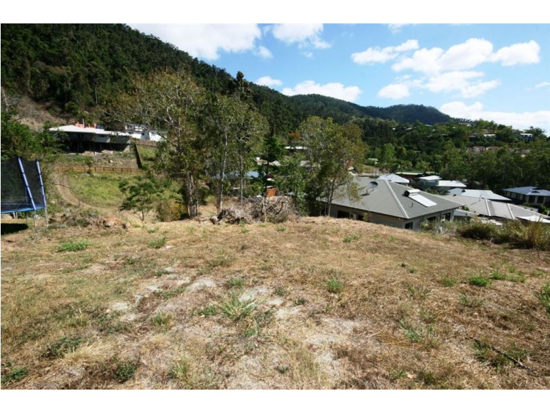 43 Eshelby Drive, Cannonvale QLD 4802