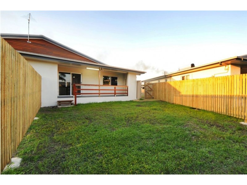 2/35 Lurline Drive, Proserpine QLD 4800