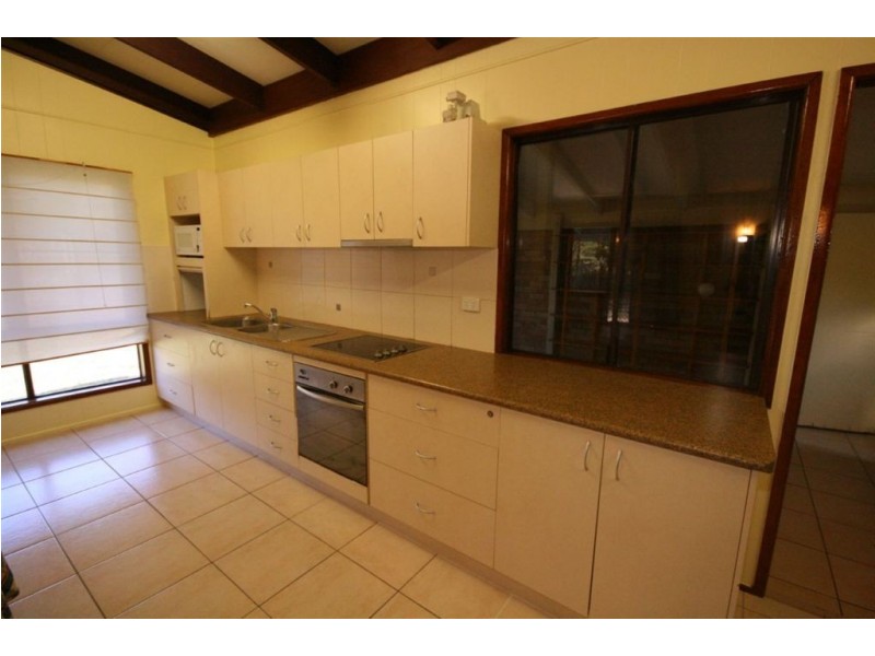 99 Shute Harbour Road, Cannonvale QLD 4802