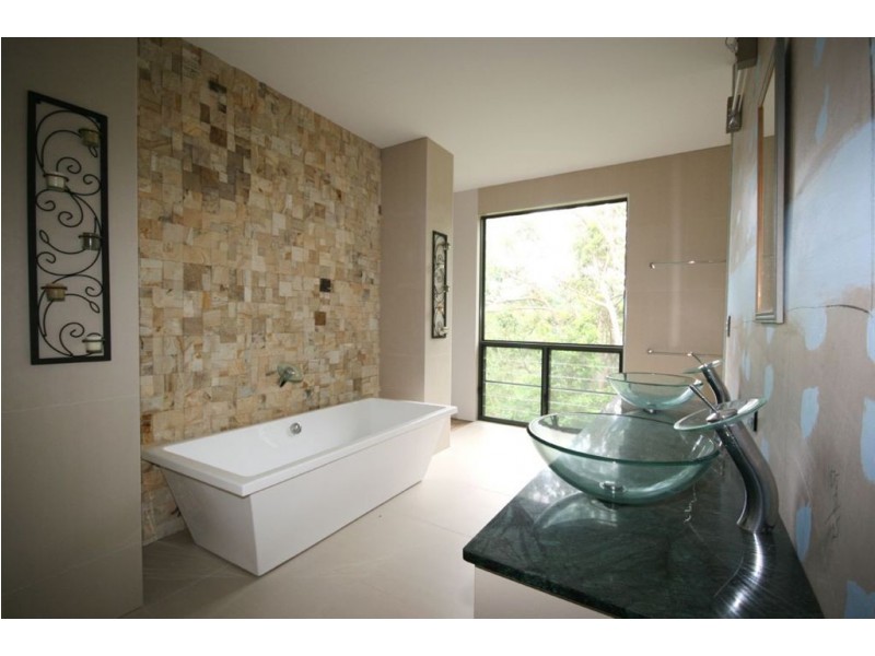 145 Kookaburra Drive, Cannon Valley QLD 4800