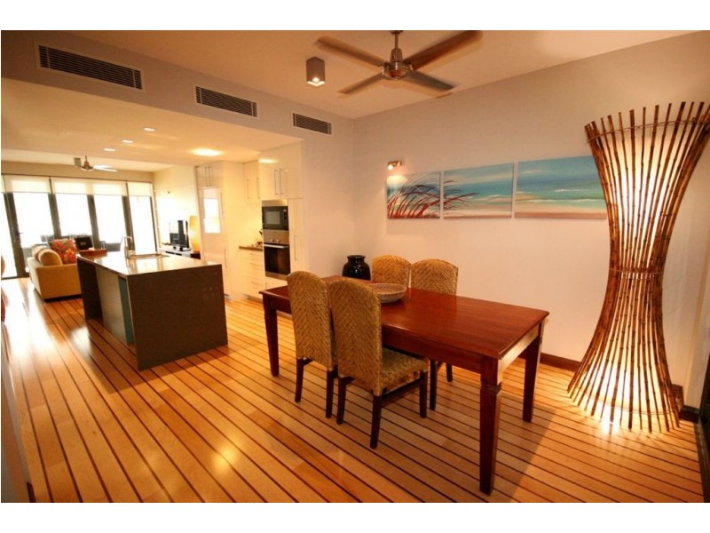 33 Port Drive ‘Port Of Airlie’, Airlie Beach QLD 4802