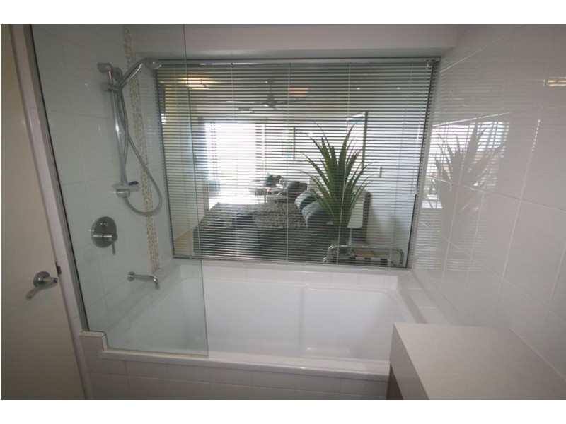 12a/18 Seaview Drive, Airlie Beach QLD 4802