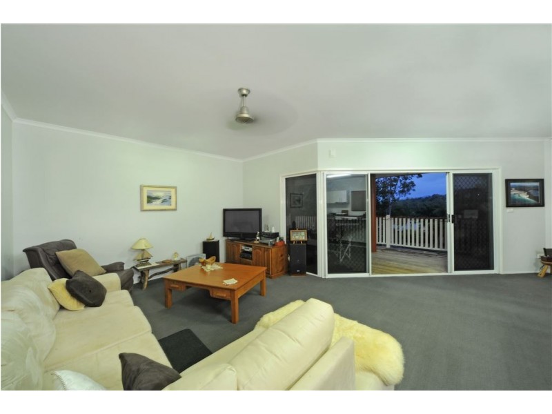 34 Grace Avenue, Cannonvale QLD 4802