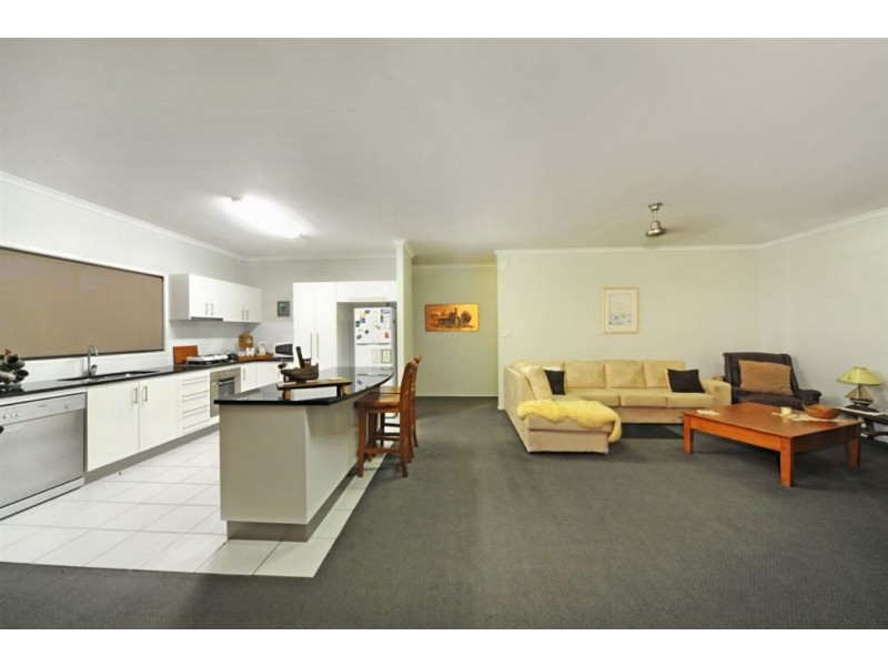 34 Grace Avenue, Cannonvale QLD 4802