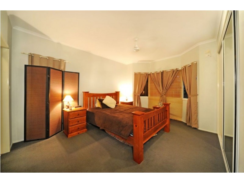 34 Grace Avenue, Cannonvale QLD 4802