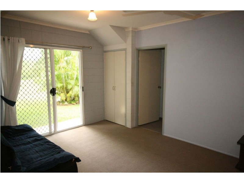 5/7 Duell Road, Cannonvale QLD 4802