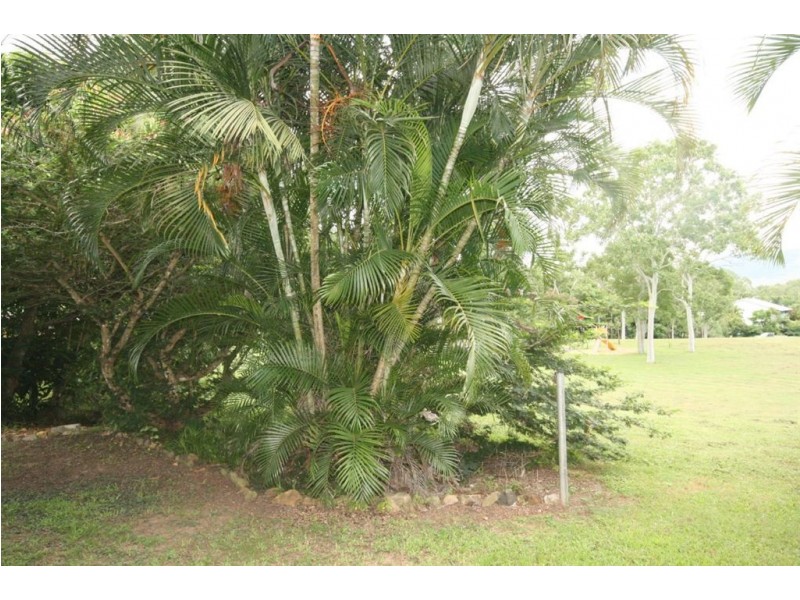 5/7 Duell Road, Cannonvale QLD 4802