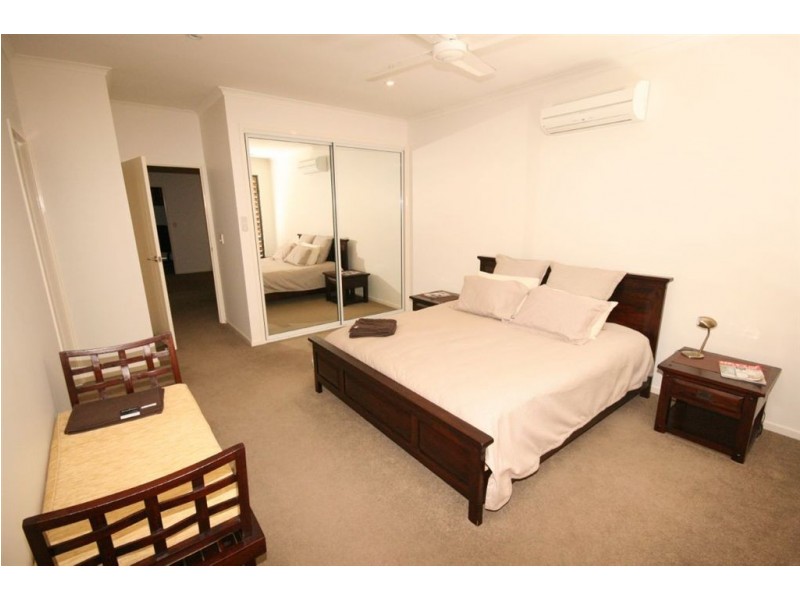 2/5 Olsen Place, Jubilee Pocket QLD 4802