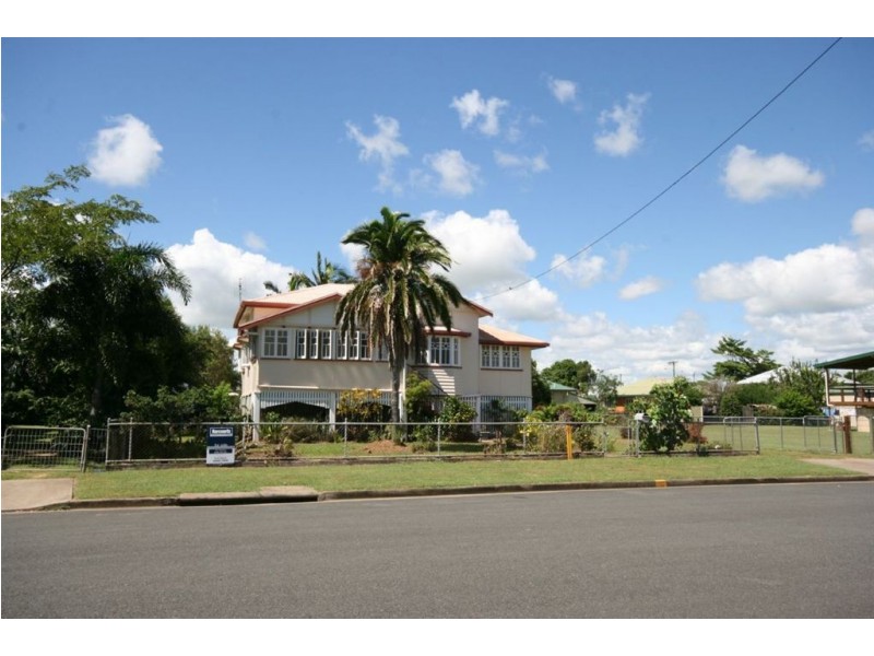 16 Smith Street, Proserpine QLD 4800