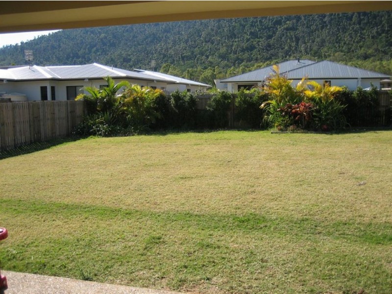 75 Parker Road, Cannonvale QLD 4802