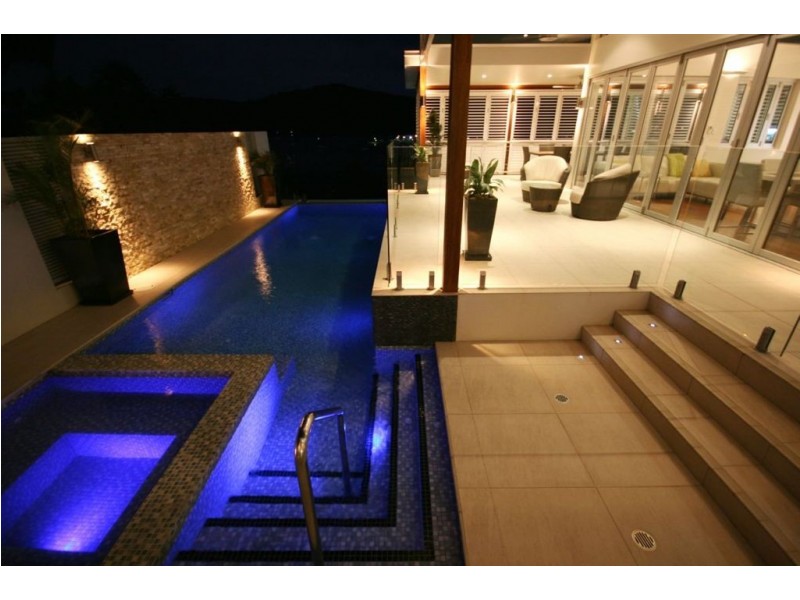 7 Summit Avenue, Airlie Beach QLD 4802