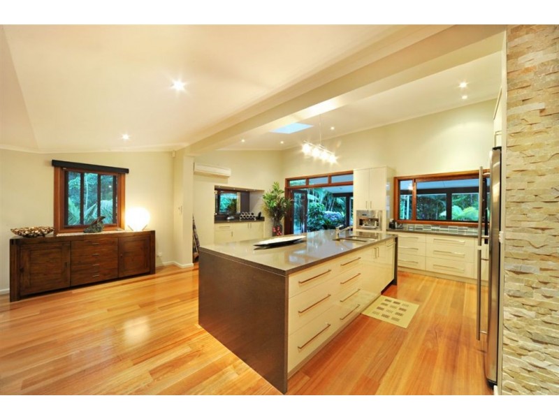 72 Timberland Road, Jubilee Pocket QLD 4802