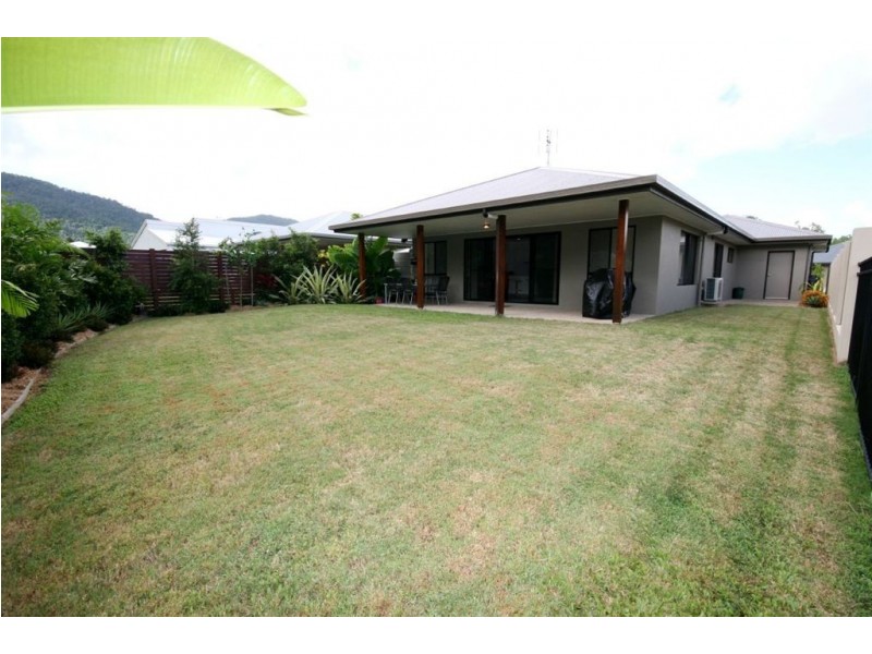 12 Waite Creek Court, Cannonvale QLD 4802