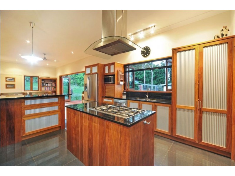 811 Gregory-Cannon Valley Road, Strathdickie QLD 4800