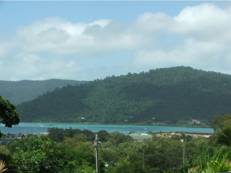 2/6 Orana Street, Airlie Beach QLD 4802