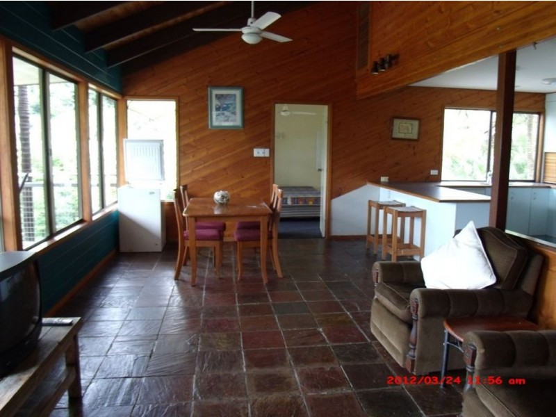 32a Waterson Way, Airlie Beach QLD 4802