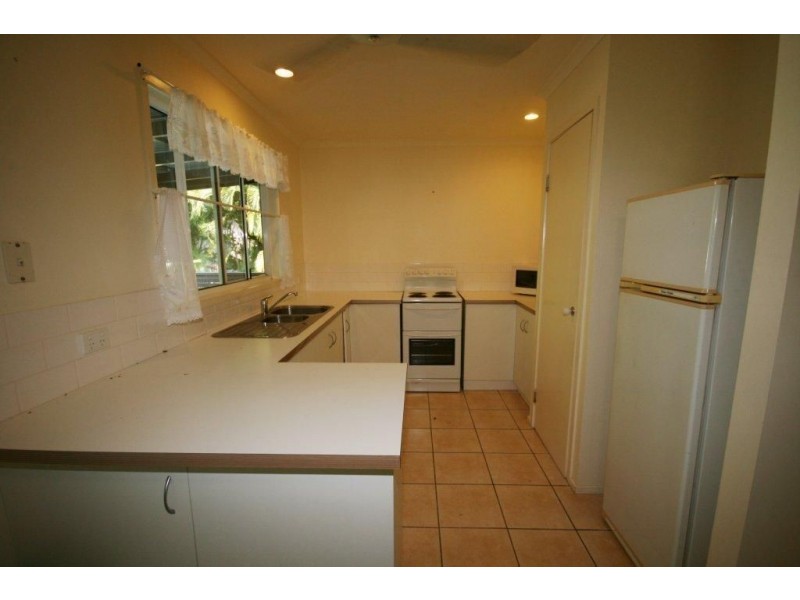33 Maeva Street, Jubilee Pocket QLD 4802