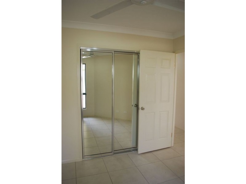 1/62 South Molle, Cannonvale QLD 4802
