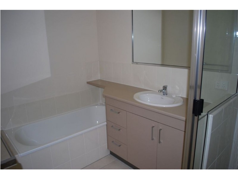 1/62 South Molle, Cannonvale QLD 4802