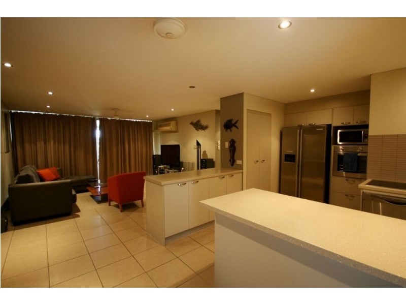 103/2 Eshelby Drive, Cannonvale QLD 4802