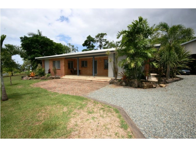 58 Shute Harbour Road, Cannonvale QLD 4802