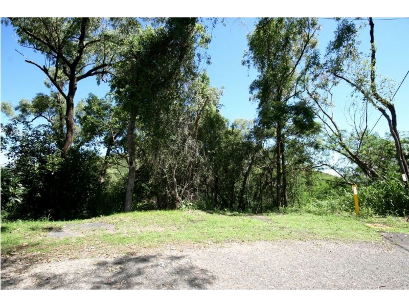 13 Neerim Crescent, Shute Harbour QLD 4802
