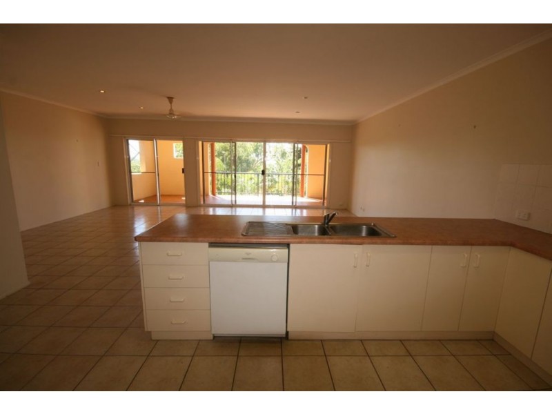 5/20 Island Drive, Cannonvale QLD 4802