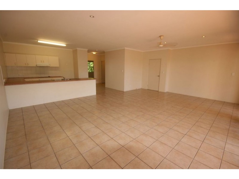 5/20 Island Drive, Cannonvale QLD 4802