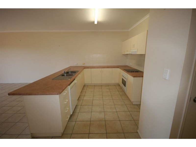 5/20 Island Drive, Cannonvale QLD 4802