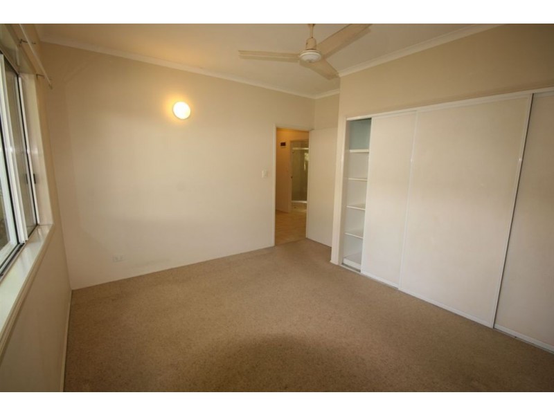 5/20 Island Drive, Cannonvale QLD 4802