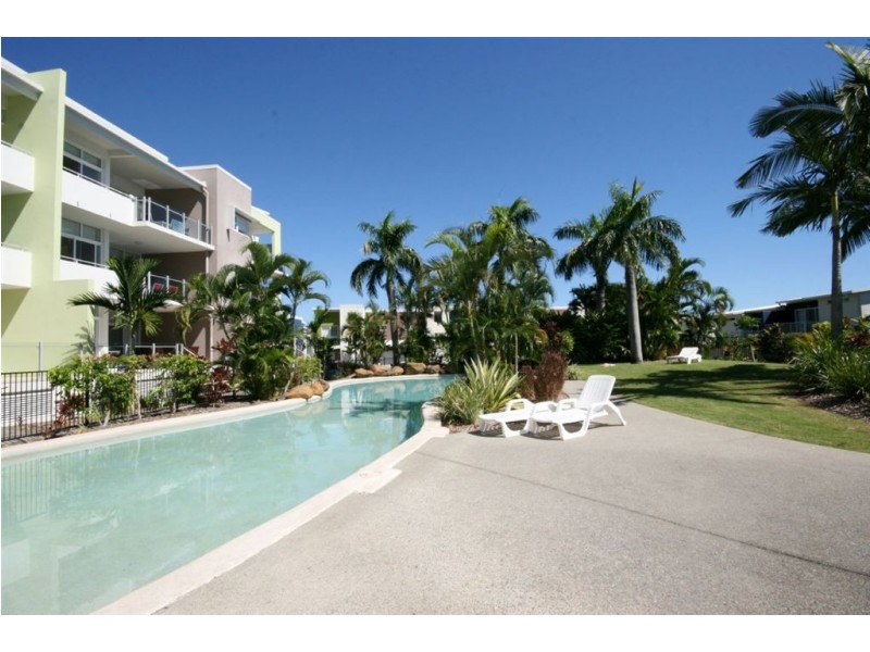 8/65 Manooka Drive, Cannonvale QLD 4802