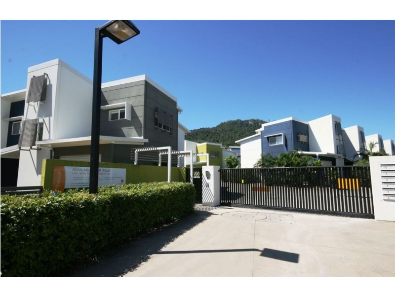 8/65 Manooka Drive, Cannonvale QLD 4802