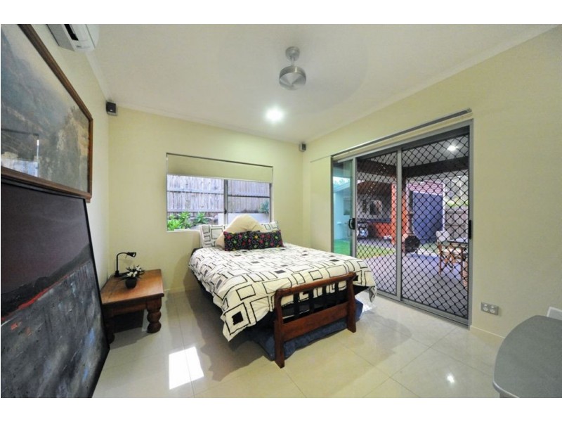 38 Parker Road, Cannonvale QLD 4802