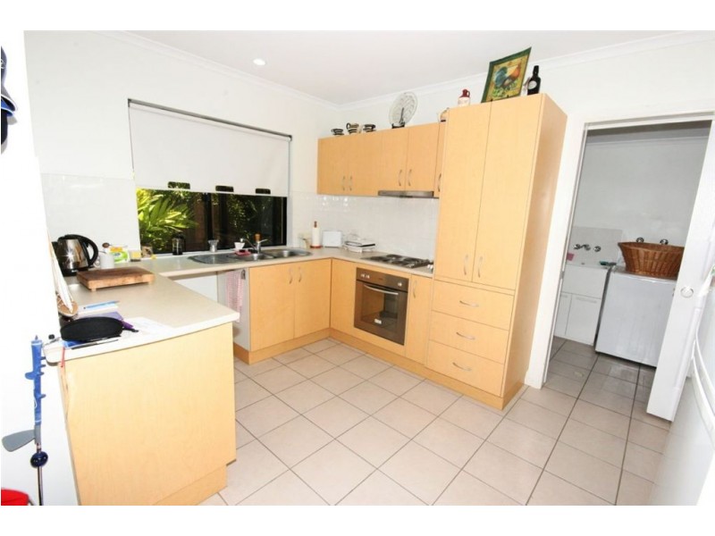21/16 Beach Road, Cannonvale QLD 4802