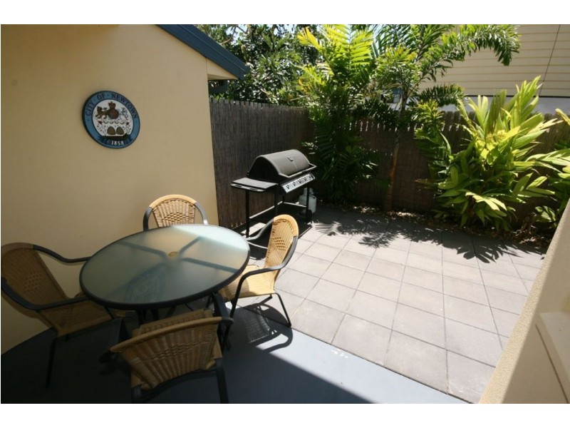 21/16 Beach Road, Cannonvale QLD 4802