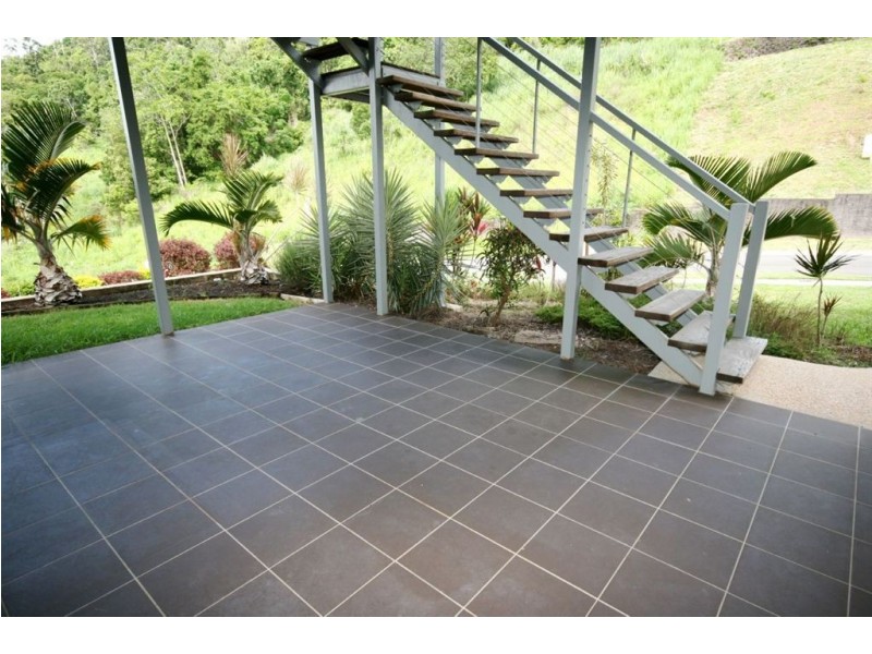 53 Eshelby Drive, Cannonvale QLD 4802