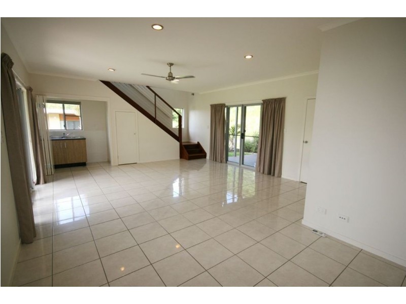 53 Eshelby Drive, Cannonvale QLD 4802