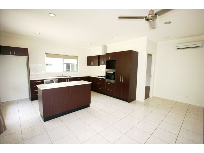 53 Eshelby Drive, Cannonvale QLD 4802