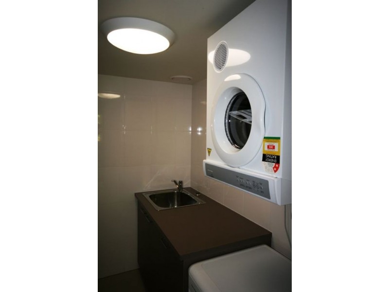 17/11 Altmann Ave, Cannonvale QLD 4802