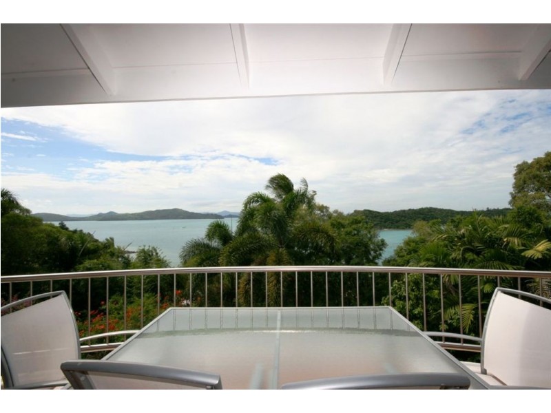 9 Shutehaven Close, Shute Harbour QLD 4802