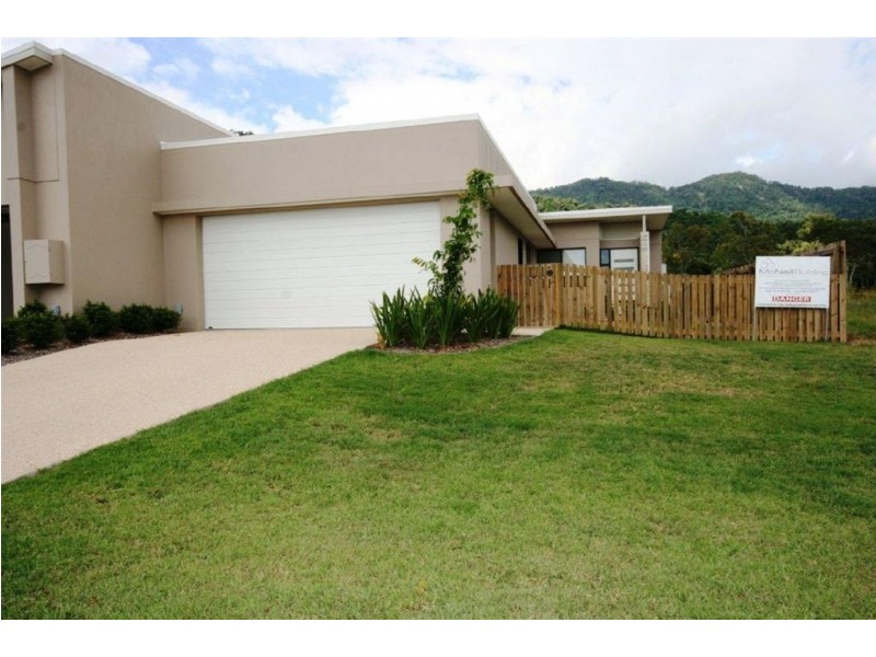 2/47 Endeavour Cct, Cannonvale QLD 4802