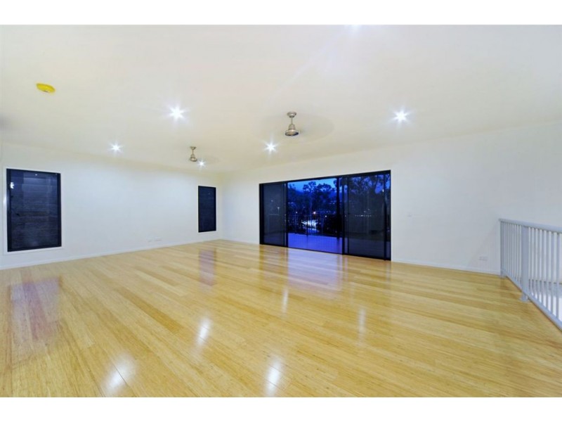 13 Beth Court, Cannonvale QLD 4802