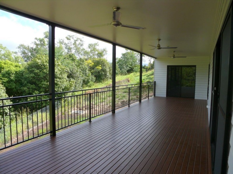 13 Beth Court, Cannonvale QLD 4802