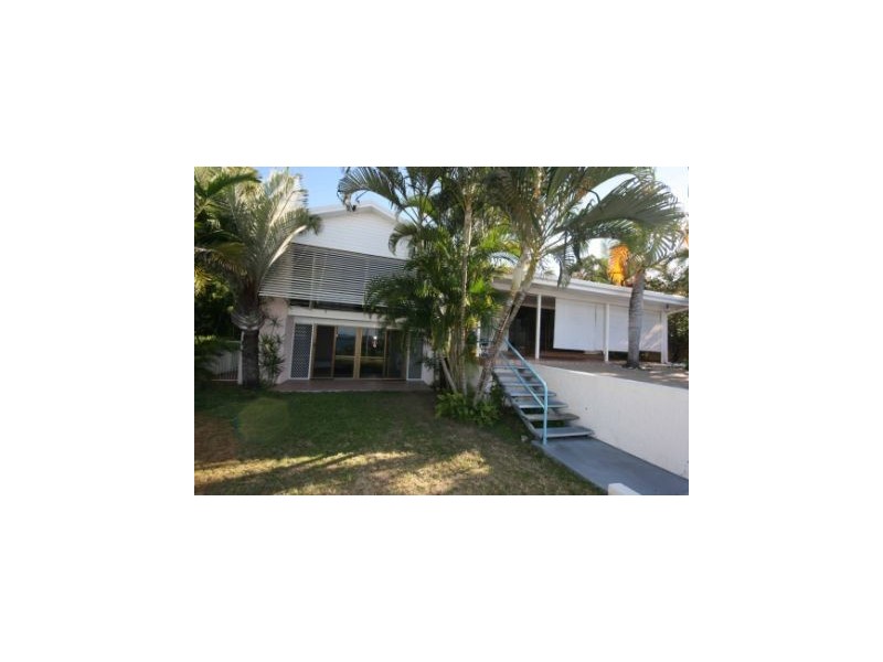 10 Passage Ave, Shute Harbour QLD 4802