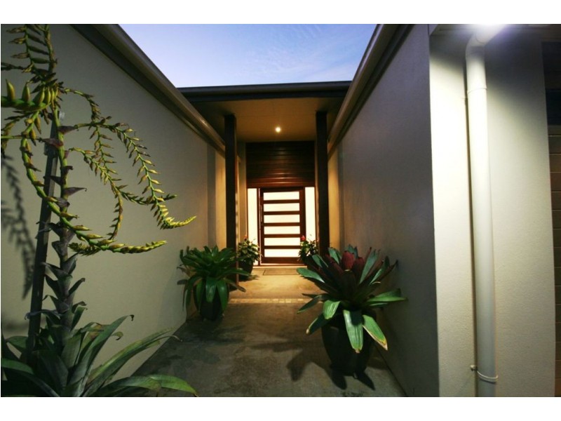 45 Abell Road, Cannonvale QLD 4802